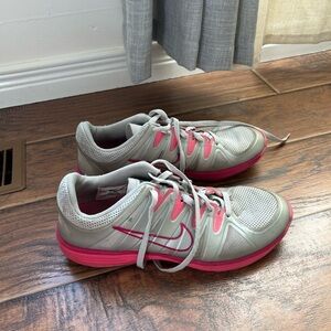 Nike Gray and Pink Low-Top Athletic Shoes